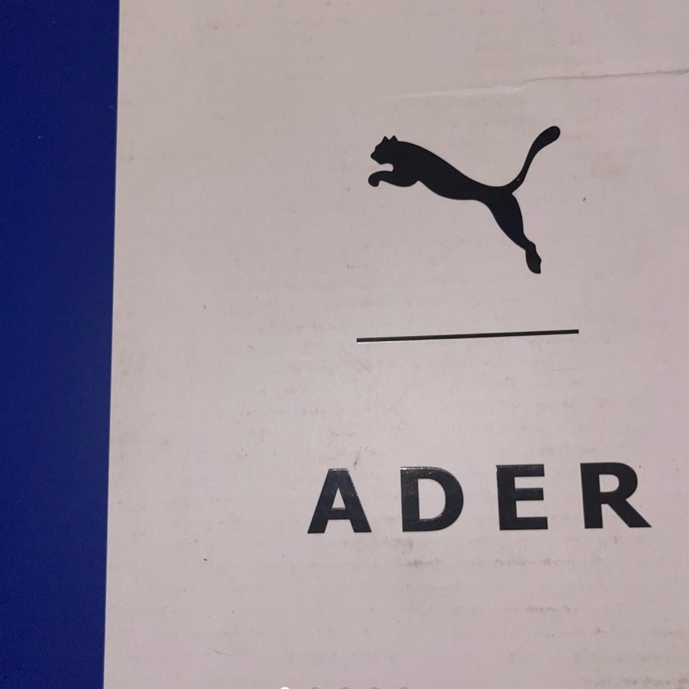 Cell Venom Ader Error 
8/10 condition 
Price is very negotiable 
Puma white-